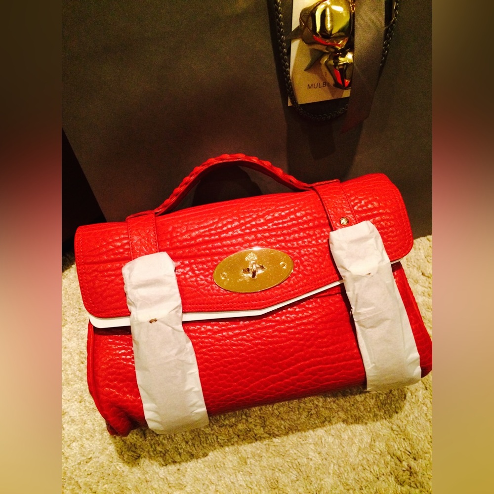 Mulberry Alexa Poppy Red Shrunken Calf - Picture 9 of 13